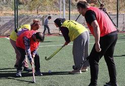 Kırsal mahallede 'Veteran Hokey Turnuvası' heyecanı