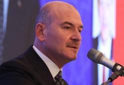 Bakan Soylu: Birileri gibi Angelina Jolie fotoğrafı üzerinden sadece 'mış gibi yapıyor' olmadık