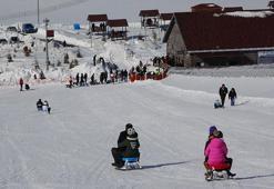 Niğde'deki Ketençimen Kayak Merkezi'nde tam kapasite hizmet