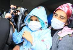 Asiye taburcu edildi, sevincini el sallayarak gösterdi