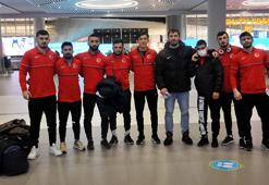 Şampiyonlar yurda döndü