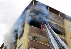 Eşiyle tartışınca evi yaktı; çiftin yakınları birbirlerine saldırdı