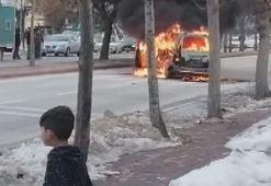 Boşanma aşamasındaki eşine sinirlenip, yeğeninin hafif ticari aracını benzin döküp yaktı