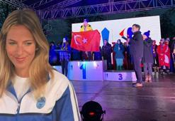 Deniz Kayadelen buz yüzmede dünya şampiyonu