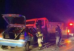 Otomobille kamyonet çarpıştı: Baba öldü, oğlu yaralandı