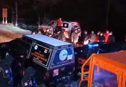 17 askeri personel ve 4 belediye işçisi Kazdağları’nda mahsur kaldı