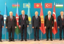 Binali Yıldırım'dan, Aksakallar toplantısında Kazakistan ve Kuzey Kıbrıs mesajı