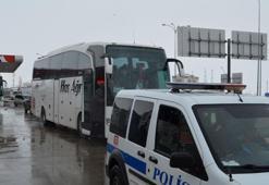 Konya'da kar esareti: Aksaray-Konya Yolu açıldı