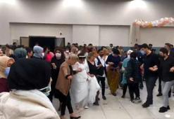 Esenyurt'ta 9 çifte gecikmiş düğün; yıllar sonra gelinlik giydiler