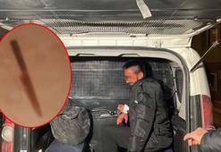 Annesinin boğazını kesti, üvey kardeşini yaraladı, 'İçimdeki şeytan çıktı' dedi