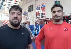 Taha Akgül’ün partneri başpehlivan Recep Kara