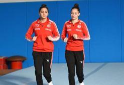 İzmir'in altın kızları gurur dolu