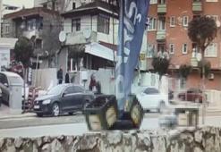 Polis merkezi önünde saldırdılar