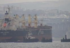 Odessa açıklarında vurulan Türk gemisi Yalova Limanı'nda