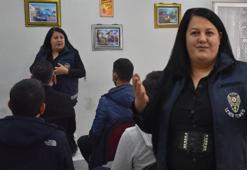 Şiddet mağduru Duygu danışman oldu, bağımlılara rehberlik yapıyor