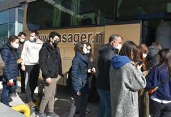 Moldova'dan tahliye edilen Türkler, Edirne'ye ulaştı