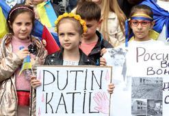 Rusya'nın Ukrayna saldırısı sonrası, Türkiye'nin çeşitli bölgelerinde protestolar yapıldı