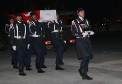 Şehit Uzman Çavuş Sunal, Hakkari'den törenle memleketi Van'a uğurlandı