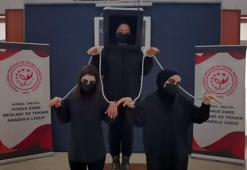 Teknoloji bağımlılığına dikkat çekmek için 40 dakika hareketsiz durdular