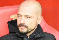 Göztepe'de Maestro resmen gitti