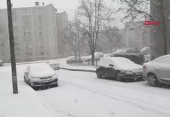 .Başakşehir'de kar etkili oldu