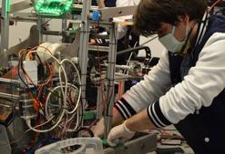 Lise öğrencileri Türkiye’yi robot tasarımlarıyla Amerika’da temsil edecek