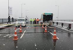 Unkapanı Köprüsü tek yönlü olarak trafiğe kapatıldı