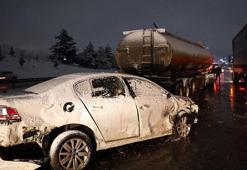 TAG otoyolunda 3 TIR ile 4 otomobilin karıştığı zincirleme kaza: 5 yaralı