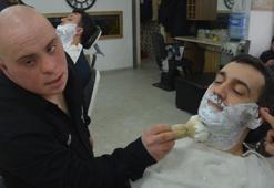 Avcılar'ın down sendromlu berber çırağı