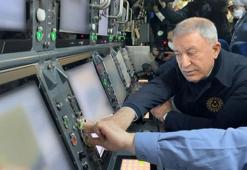 Bakan Akar, milli torpido Akya'nın ilk atışını yaptı