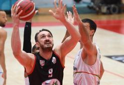 Pınar Karşıyaka'da Semih Erden dönüyor