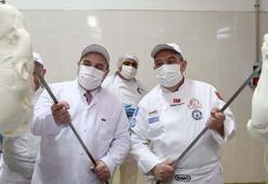 Bakan Varank, Kahramanmaraş'ta dondurma fabrikasını ziyaret etti