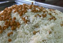 Sancaktepe'deki mevlitte tavuklu pilavdan 130 kişi zehirlendi