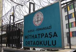 Tartışılan okul müdürü görevine geri döndü