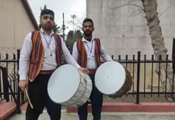 Sahte davulcuya karşı 'yaka kartı' uyarısı