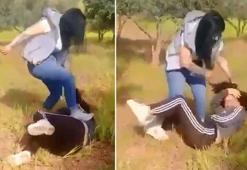 Erkek arkadaşı ile görüşen kadını dövüp, kameraya aldırdı