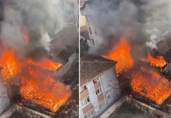 Sarıyer'de kebapçıda çıkan yangın evlere ve itfaiye aracına sıçradı