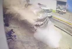 Meyve suyu fabrikasındaki buhar kazanının patlama anı kamerada