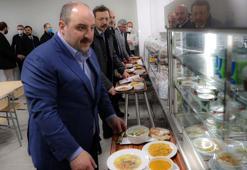 Bakan Varank, TOGG'un Gemlik'teki tesisinde işçilerle iftar yaptı