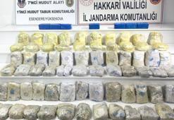 İran sınırında çuvallarda 127 kilo eroin ele geçirildi