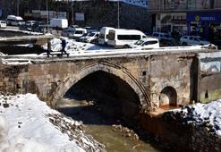 Bitlis'te gün yüzüne çıkan 12 tarihi köprünün restore edilmesi için proje hazırlandı