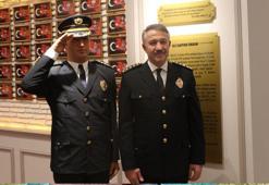 Diyarbakır Emniyet Müdürlüğü girişine Gaffar Okkan'ın balmumu heykeli koyuldu