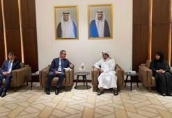 Bakan Özer, Türkiye’nin Doha Büyükelçiliği’ni ziyaret etti