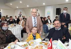 Başkan Akgün gazi ve şehit aileleri ile iftar yemeğinde bir araya geldi