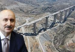 Bakan Karaismailoğlu: Akdeniz ile İç Anadolu'yu birbirine bağlıyoruz