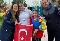 Turkish woman hosts Ukrainian mother and daughter in Samsun