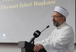 Ali Erbaş: Yardım götürdüğümüz insanların Türk bayrağını öpmeleri bütün yorgunlukları ortadan kaldırıyor