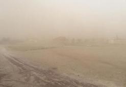 Konya'da kum fırtınası etkili oldu