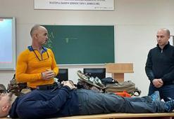 Emekli SAT komandosu, Ukrayna'da 250 kişiye yaralı bakımı eğitimi verdi