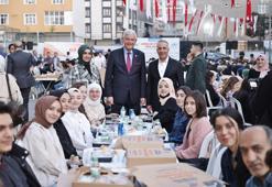 Volkan Bozkır Sultangazi’de iftar programında gençlerle bir araya geldi